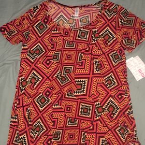 Lularoe classic tee